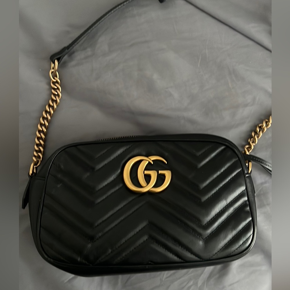 Gucci GG Marmont small - black